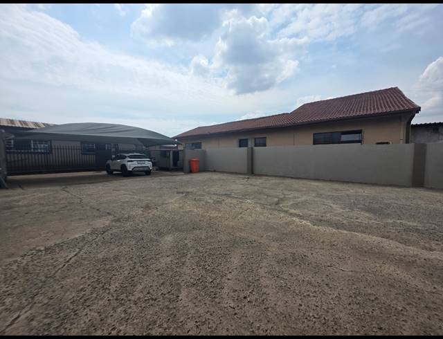 1,502M² RESTAURANT FOR SALE IN VAALPARK
